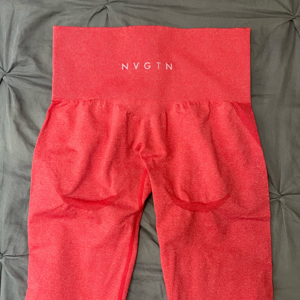 NVGTN Contour Seamless Leggings (Crisp Apple)